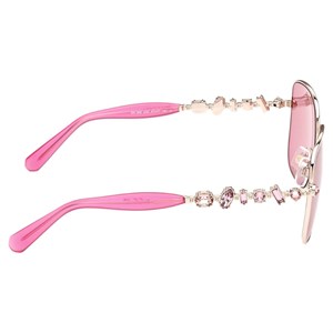 swarovski-56347506.jpg