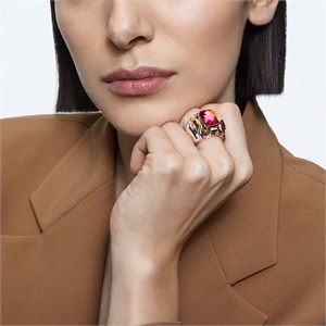 chroma-cocktail-ring--pink--gold-tone-plated-swarovski-5607364.jpg