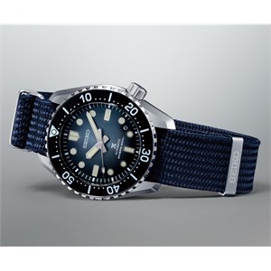 sla055_strap.jpg