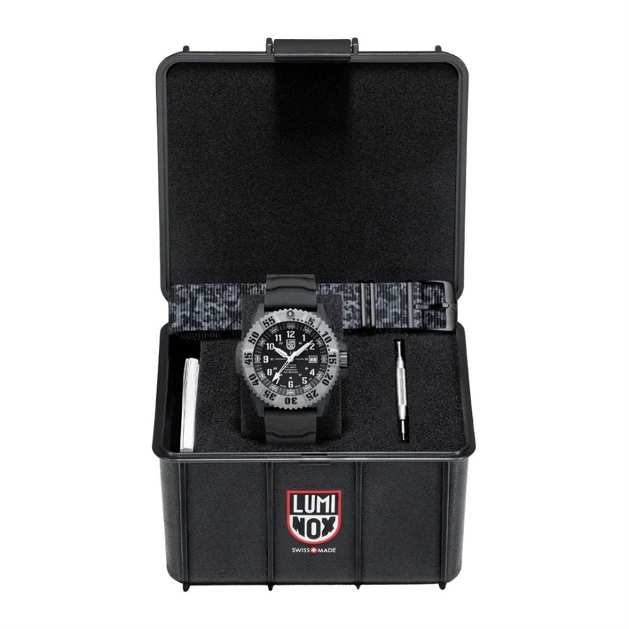 XL.3351.1.SET LUMINOX MIL-SPEC 3350 (İsviçre Üretimi ETA F06.412