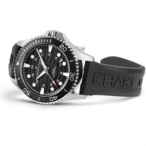 h82415330-3.jpg