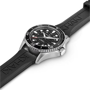 h82415330-4.jpg